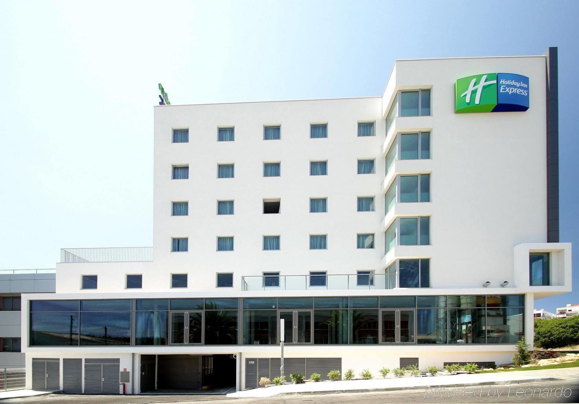 Holiday Inn Express Lisbon Alfragide, An Ihg Hotel Экстерьер фото